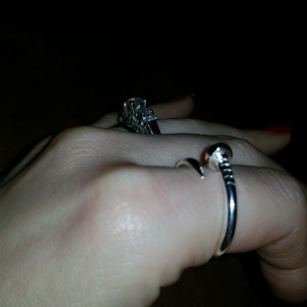 Nail themed*925 sterling silver  plated ring. - Picture 4 of 7